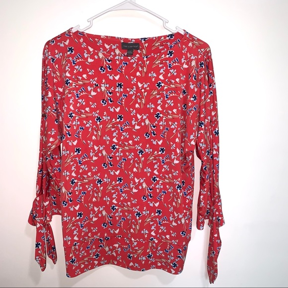 The Limited Tops - 🌷5/$20 The Limited Women’s Floral Blouse